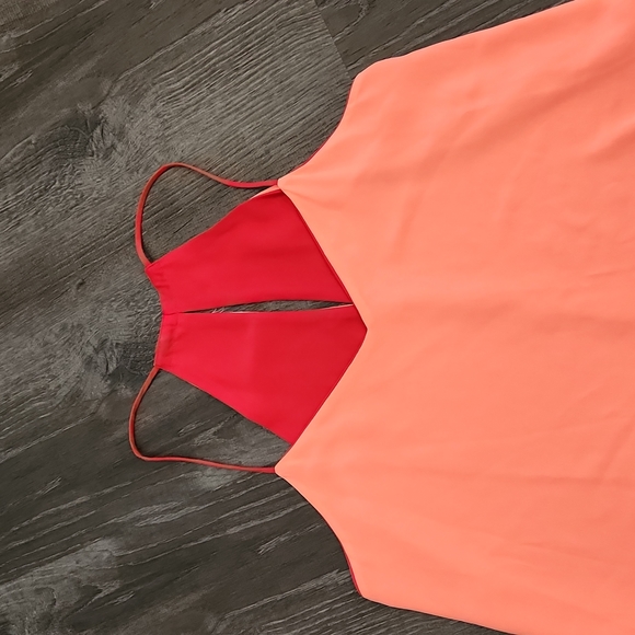 Reversible Halter Top - Picture 2 of 7